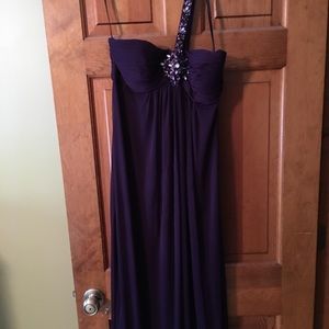 Prom dress. Dark purple. Size 8